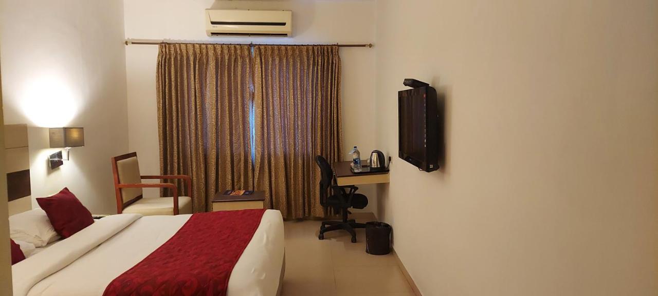 Srm Hotel Thoothukudi Exterior foto